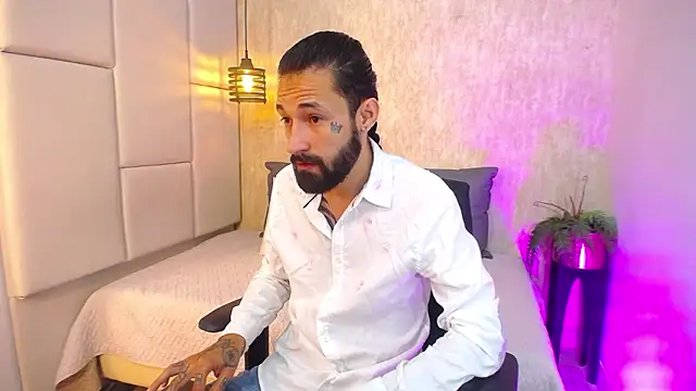 Hisoka 011 online show from March 1, 2026, 2:35 am