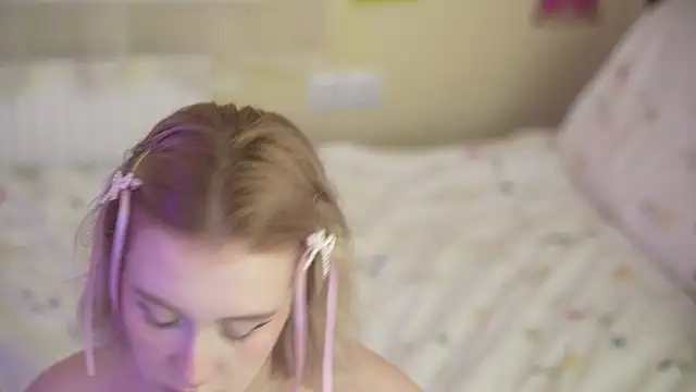 Snapshot of lil_tweety chatting on November 15, 2025, 7:43 pm lil tweety online show from November 15, 2025, 7:43 pm