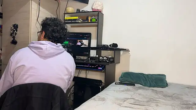 Conor Taylor online show from September 20, 2025, 3:46 pm