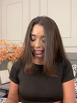 AnnyVega  online show from October 25, 2025, 9:42 pm