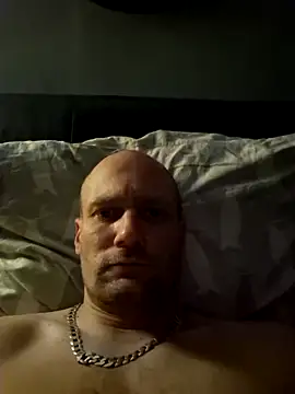 Spaner3300 online show from October 17, 2025, 9:17 pm