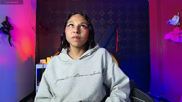 Sweettpleasure online show from December 16, 2025, 12:54 pm