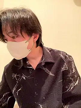 Yuma0718 online show from November 17, 2025, 1:50 pm