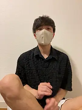 Yuma0718 online show from November 29, 2025, 3:37 pm