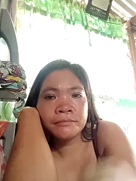 Snapshot of Sweet_dhea05 chatting on November 19, 2025, 12:10 am Sweet dhea05 online show from November 19, 2025, 12:10 am