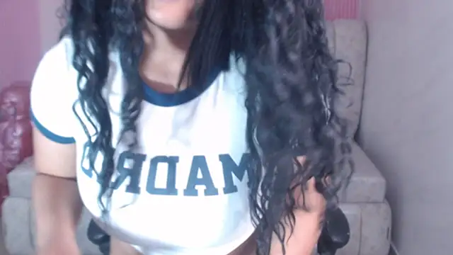 ambar fox s online show from April 16, 2026, 3:07 am