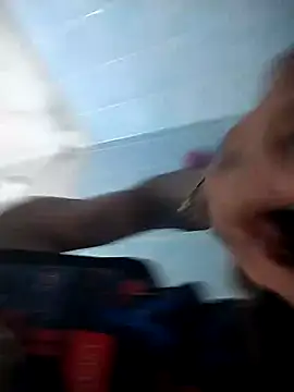 Yayoope online show from December 17, 2025, 11:33 pm