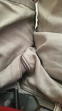 8inches DelhiBOY online show from November 21, 2025, 7:40 am