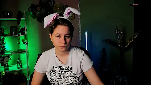 alex jakson online show from November 5, 2025, 6:46 am