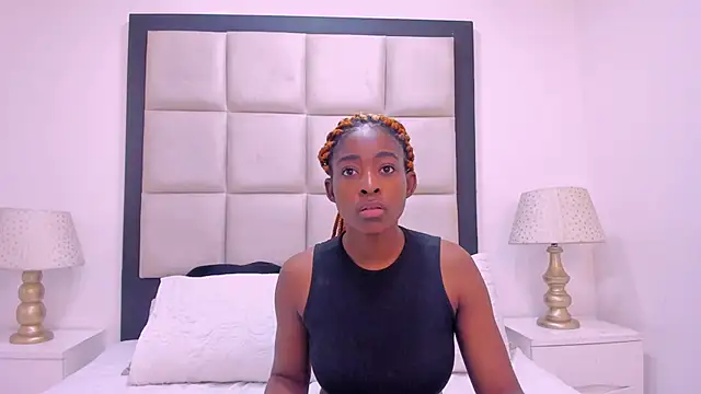 AdrianaCampbelll online show from September 12, 2025, 1:55 pm