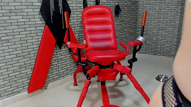 ariel bdsm online show from September 26, 2025, 12:53 pm