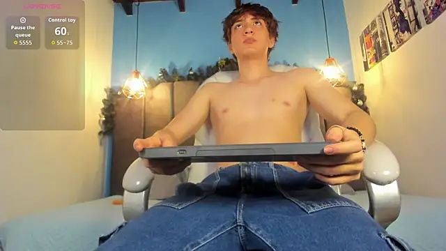 Oscar and dani online show from November 28, 2025, 4:04 am