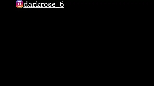 Snapshot of KiraBerht chatting on May 17, 2026, 8:05 pm KiraBerht online show from May 17, 2026, 8:05 pm