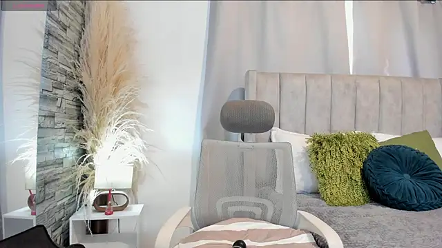 SofiaRivera1 online show from July 25, 2026, 2:58 pm