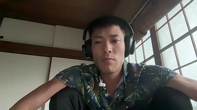 Snapshot of Bon-Nii chatting on June 9, 2026, 9:32 am Bon-Nii online show from June 9, 2026, 9:32 am
