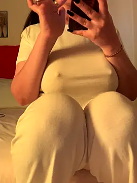 OnlyRima online show from October 17, 2025, 12:30 pm