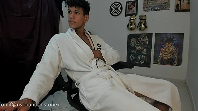 brandonstonexl online show from October 24, 2025, 10:06 pm