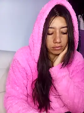 Madow Lu online show from October 5, 2025, 9:51 am