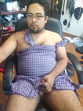 Hotknight online show from May 20, 2026, 9:43 pm