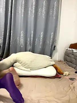 Snapshot of Z0E999 chatting on October 16, 2025, 4:52 pm Z0E999 online show from October 16, 2025, 4:52 pm