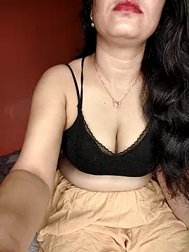 CUTE-PX online show from September 19, 2025, 2:57 am