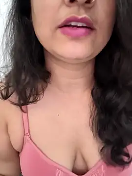 Snapshot of CUTE-PX chatting on May 21, 2026, 5:03 am CUTE-PX online show from May 21, 2026, 5:03 am