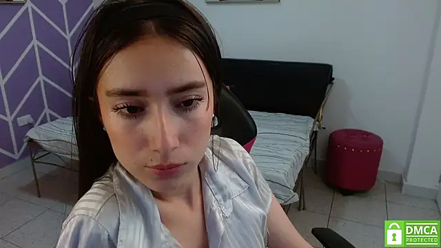 Adhara Kitten online show from October 8, 2025, 12:58 pm