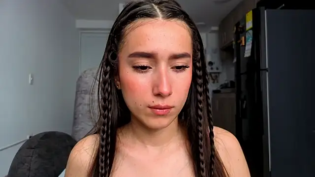 Snapshot of Adhara_Kitten chatting on May 19, 2026, 1:39 pm Adhara Kitten online show from May 19, 2026, 1:39 pm