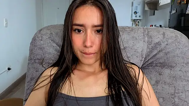 Snapshot of Adhara_Kitten chatting on May 25, 2026, 1:50 pm Adhara Kitten online show from May 25, 2026, 1:50 pm