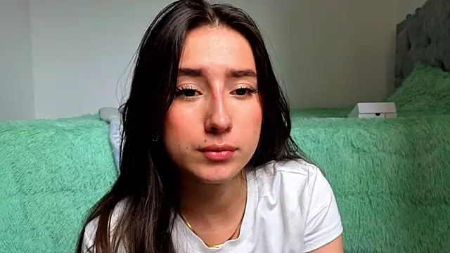 Snapshot of Adhara_Kitten chatting on July 9, 2026, 2:54 pm Adhara Kitten online show from July 9, 2026, 2:54 pm