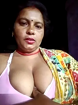 Hot komal1 online show from September 25, 2025, 10:24 pm