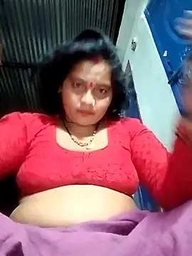 Hot komal1 online show from April 8, 2026, 7:25 pm