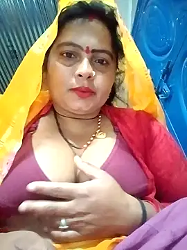 Hot komal1 online show from April 10, 2026, 8:24 pm
