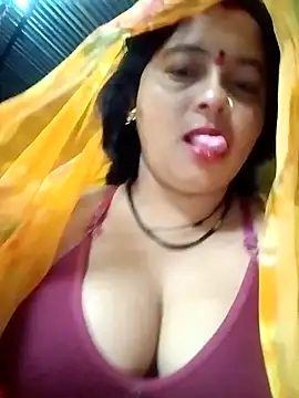 Hot komal1 online show from May 18, 2026, 10:26 pm