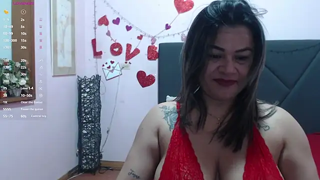Snapshot of pamela_echeverria chatting on April 23, 2026, 11:20 am pamela echeverria online show from April 23, 2026, 11:20 am