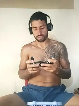 Alexsexygamer online show from November 19, 2025, 8:31 pm