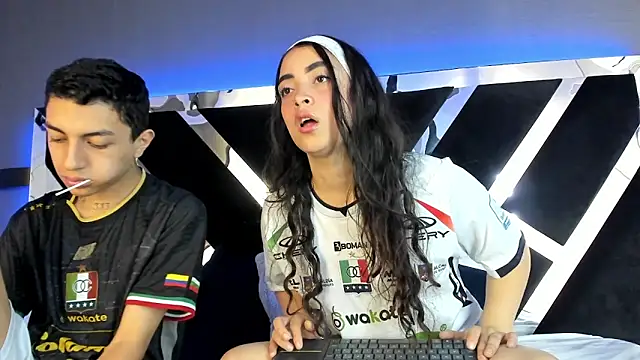 NickandAbby  online show from June 16, 2026, 7:27 pm