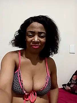 SEXYMOANSXX online show from October 29, 2025, 5:58 pm