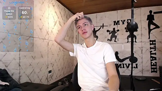 nicktorn online show from October 11, 2025, 11:42 am