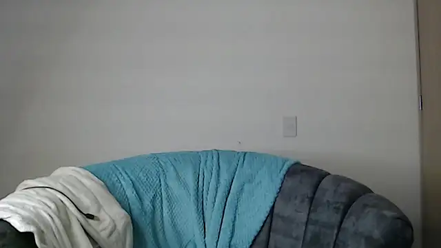 -Ivonny online show from September 30, 2025, 10:59 pm