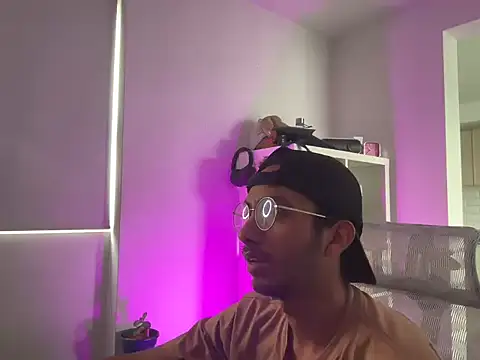 c00100h online show from April 17, 2026, 7:50 pm