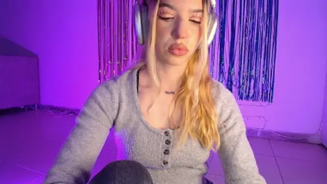 Alina Lee t online show from October 29, 2025, 2:36 am