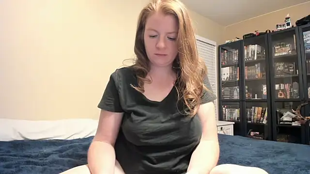 Snapshot of LndsyR90 chatting on November 1, 2025, 2:35 am LndsyR90 online show from November 1, 2025, 2:35 am