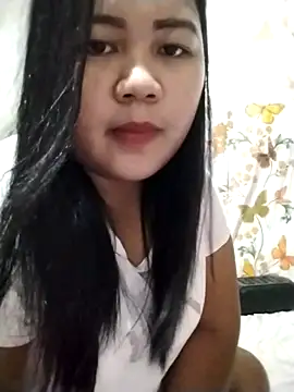 Snapshot of big_booty15 chatting on October 17, 2025, 3:10 am big booty15 online show from October 17, 2025, 3:10 am