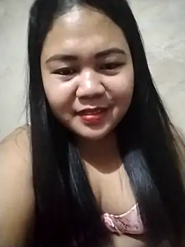 Snapshot of big_booty15 chatting on October 26, 2025, 9:48 am big booty15 online show from October 26, 2025, 9:48 am