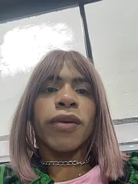 Katy bratz  online show from October 29, 2025, 7:15 pm