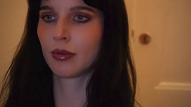 ellaa91 online show from November 28, 2025, 2:20 pm