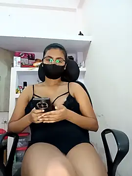 Snapshot of hotmanshi chatting on October 16, 2025, 12:39 pm hotmanshi online show from October 16, 2025, 12:39 pm