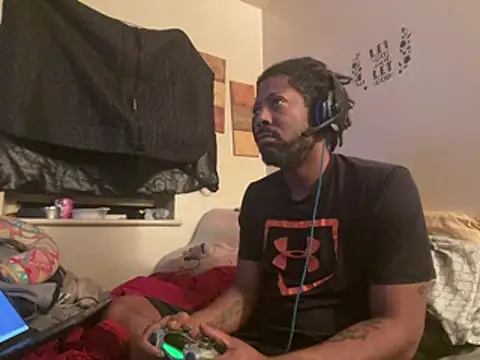 viceutk1 online show from February 24, 2026, 10:57 am