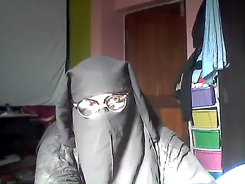 Snapshot of nasrin_katoon_7 chatting on November 5, 2025, 10:15 am nasrin katoon 7 online show from November 5, 2025, 10:15 am